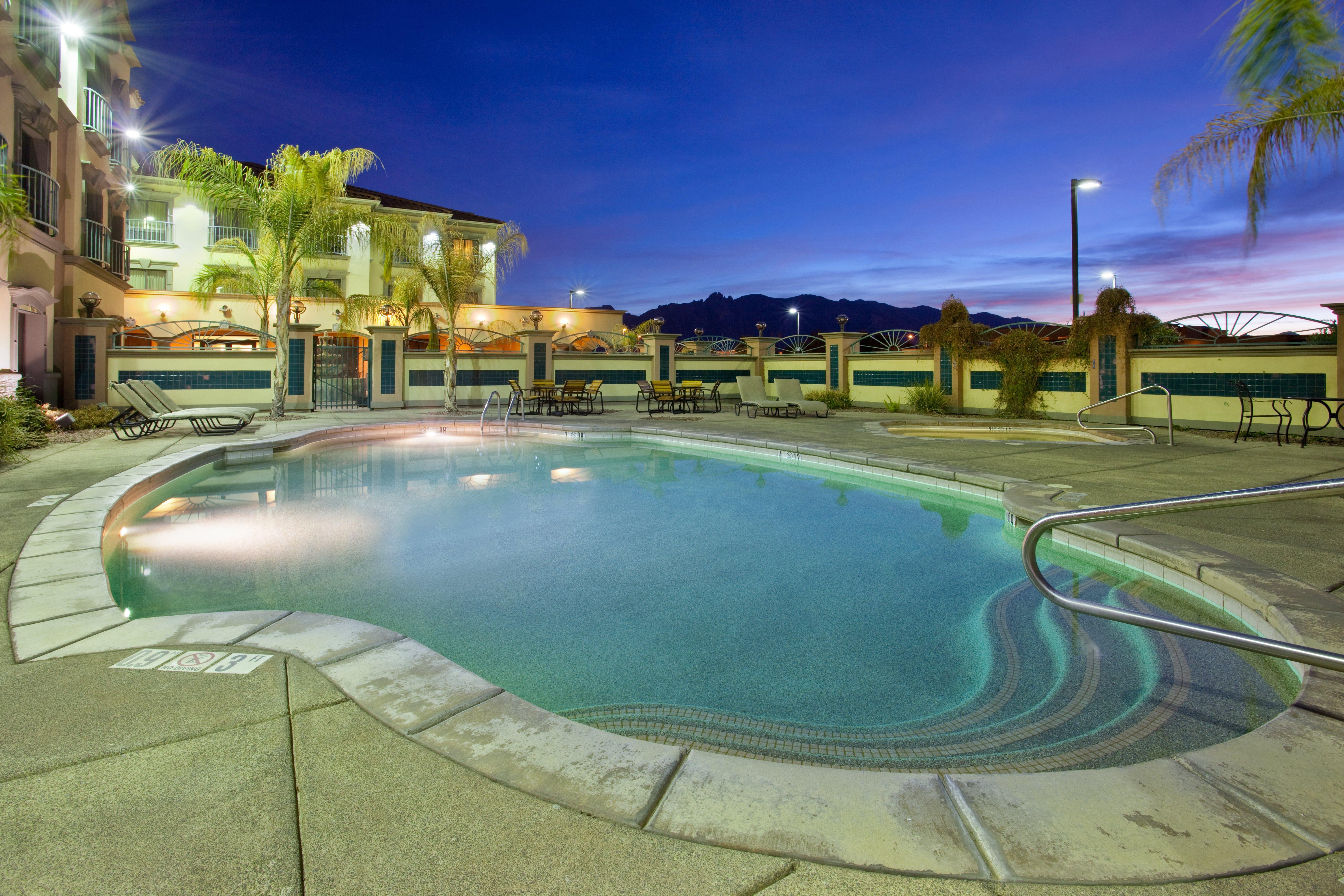 Holiday Inn Express Hotel & Suites Tucson Mall By Ihg Dış mekan fotoğraf